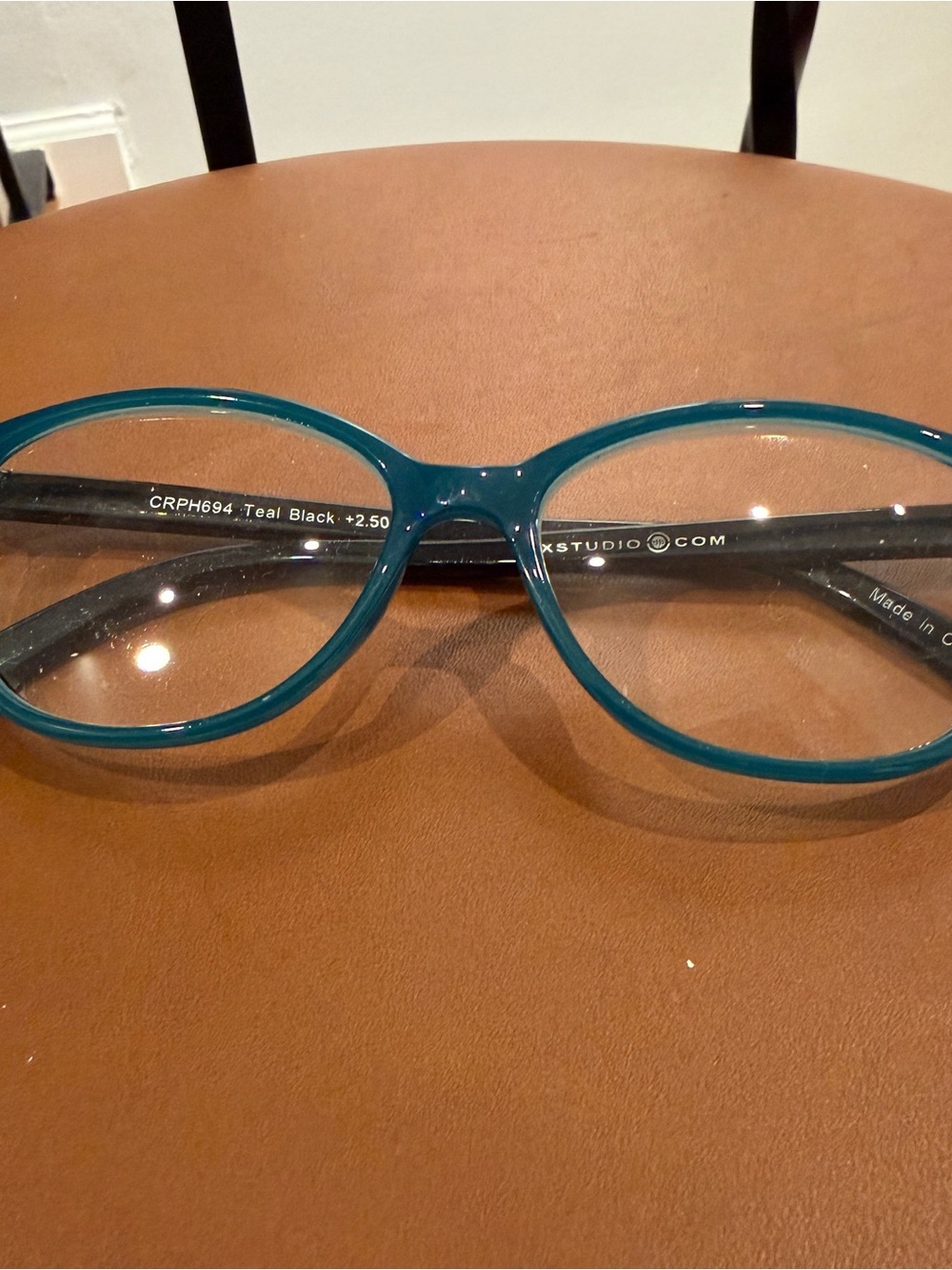 🤓 Teal Readers +2.50 Max Studio